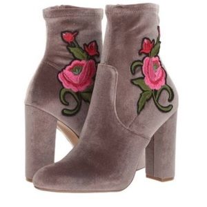 steve madden Edition velvet pink rose embroidered zipper chunky heeled booties